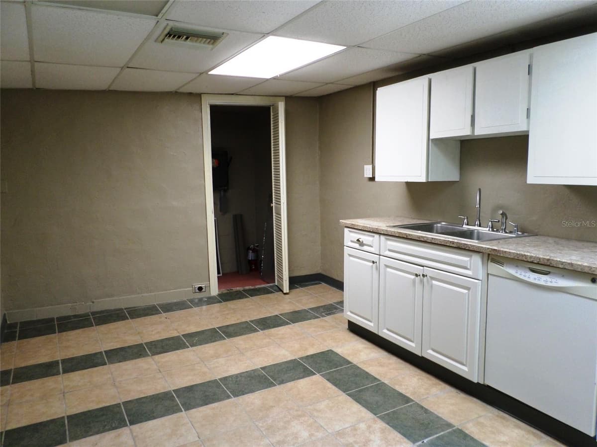 6005 HIGHWAY 40 — photo 21 of 57