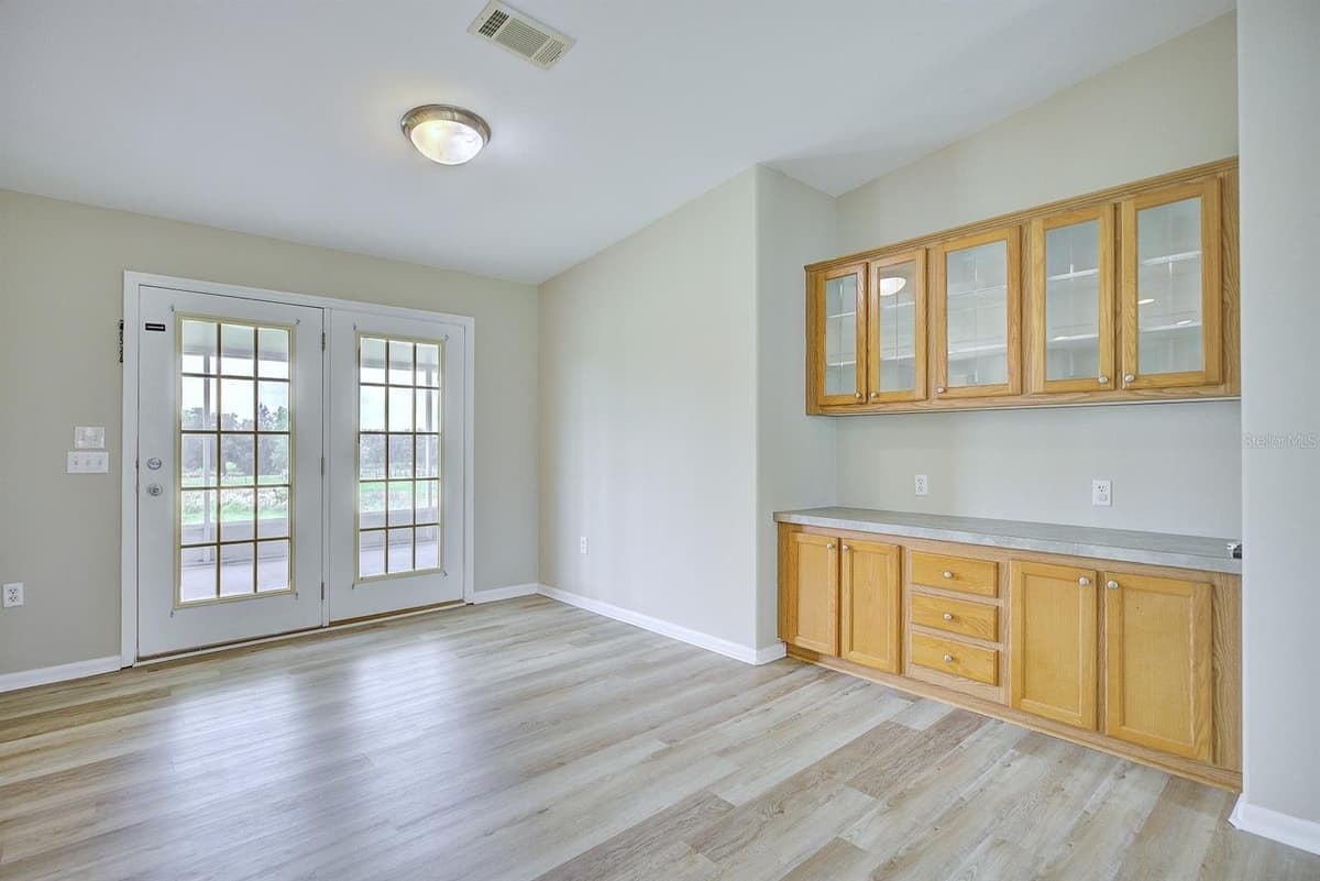 325 STENSTROM ROAD — photo 7 of 45