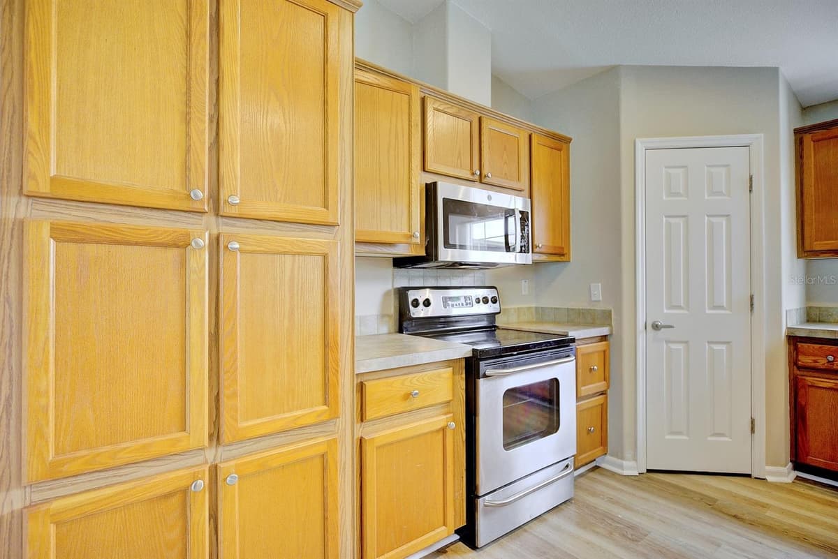325 STENSTROM ROAD — photo 12 of 45