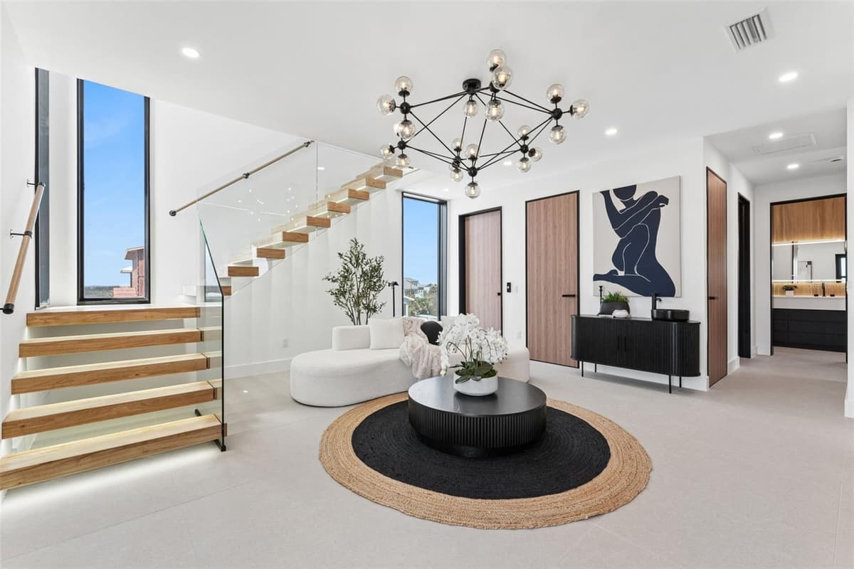6887 ATLANTIC AVENUE — photo 7 of 100