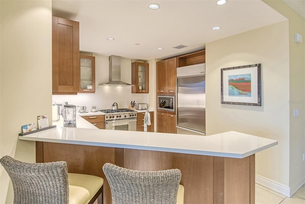 915 SEASIDE DRIVE — photo 11 of 50