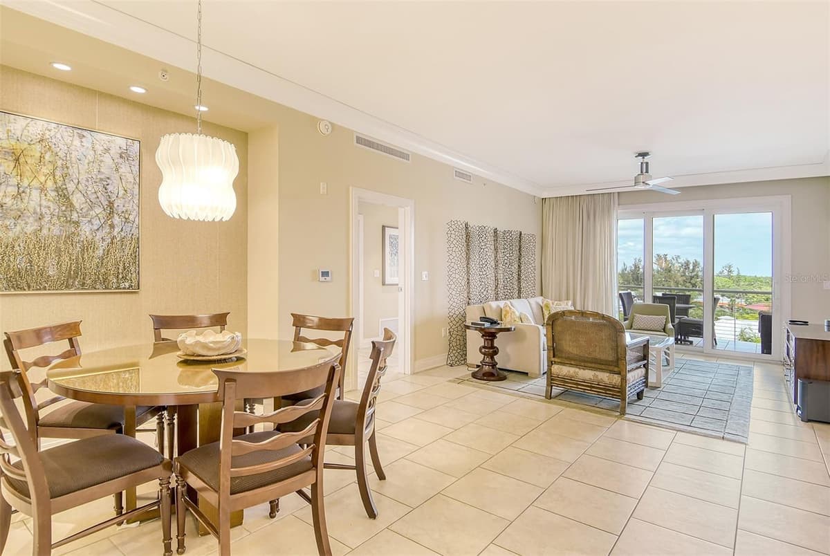 915 SEASIDE DRIVE — photo 4 of 50