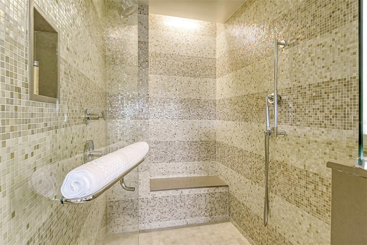 915 SEASIDE DRIVE — photo 22 of 50