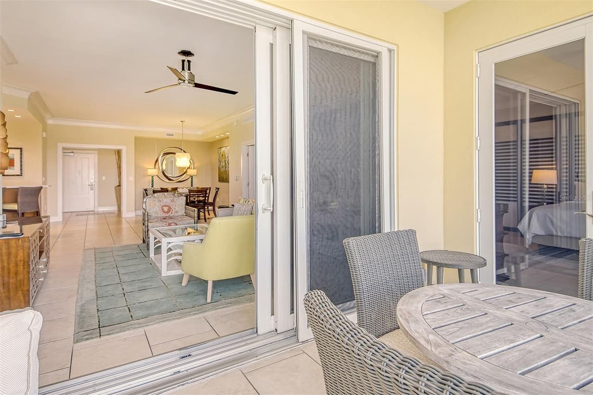 915 SEASIDE DRIVE — photo 8 of 50