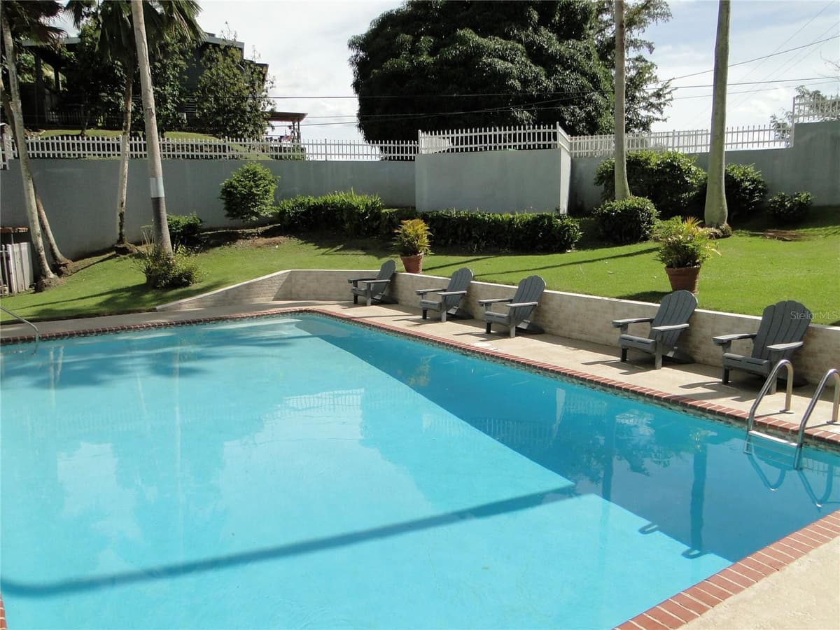 100 Carmen Hills Dr BEVERLY HILLS COURT — photo 11 of 12