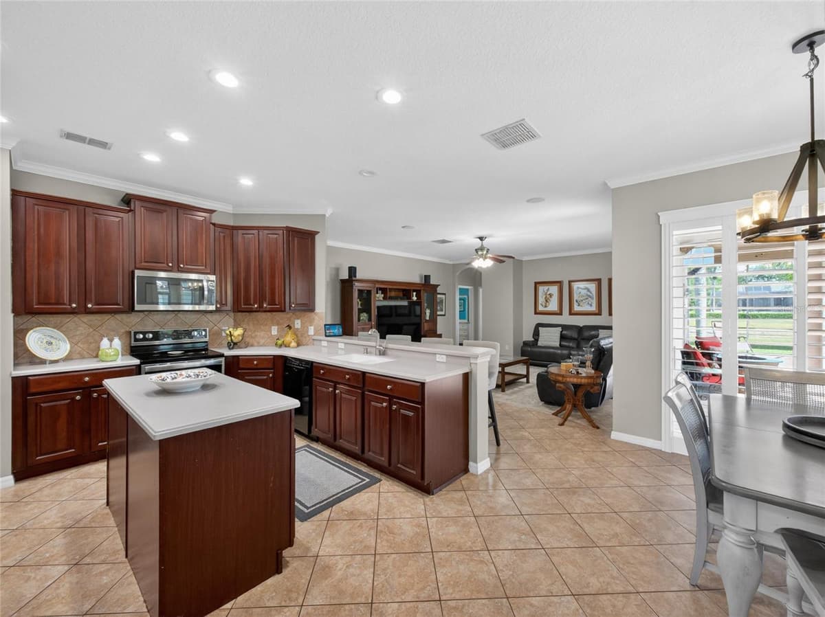 10354 OAKVIEW POINTE TERRACE — photo 21 of 49