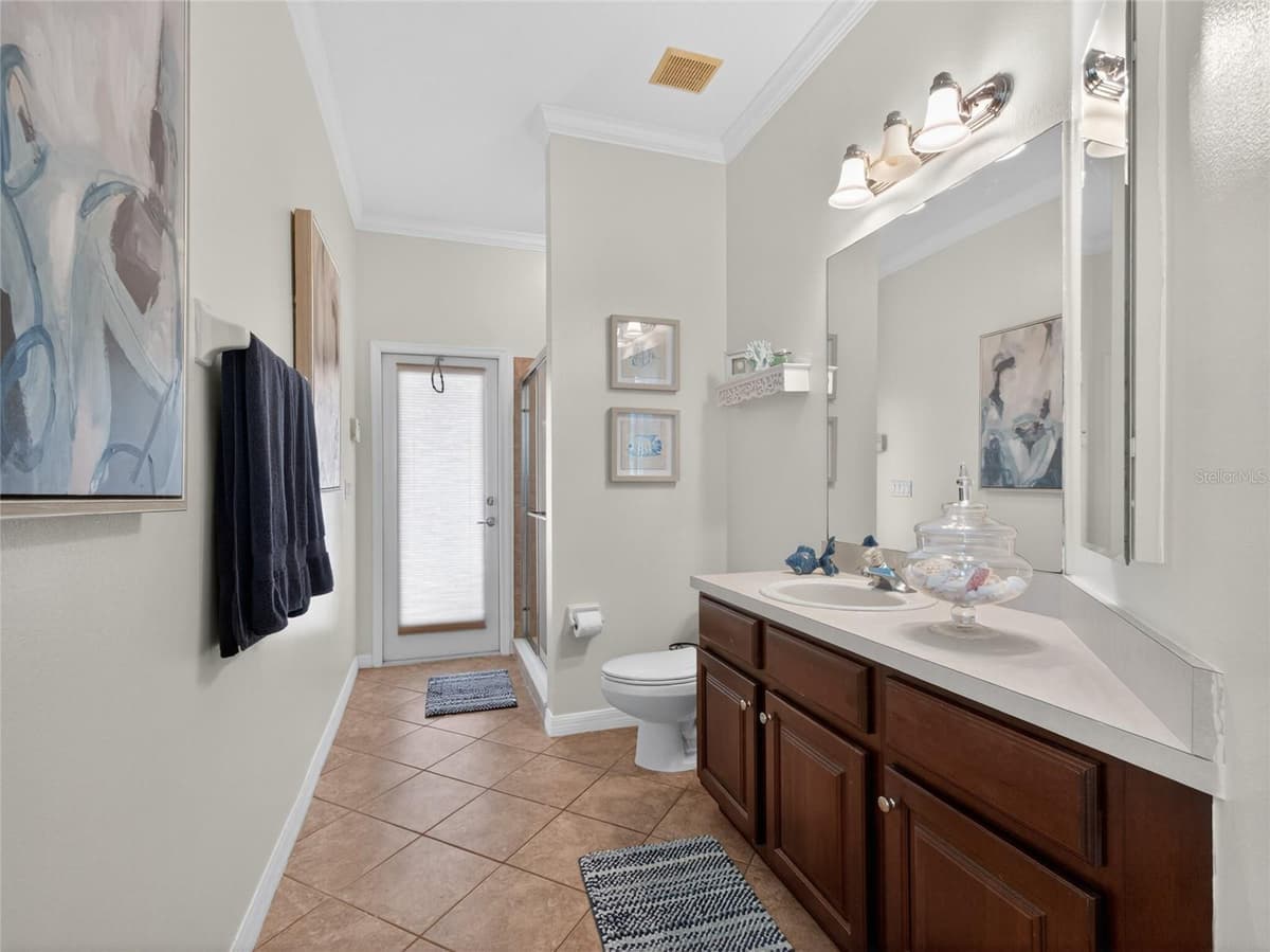 10354 OAKVIEW POINTE TERRACE — photo 40 of 49