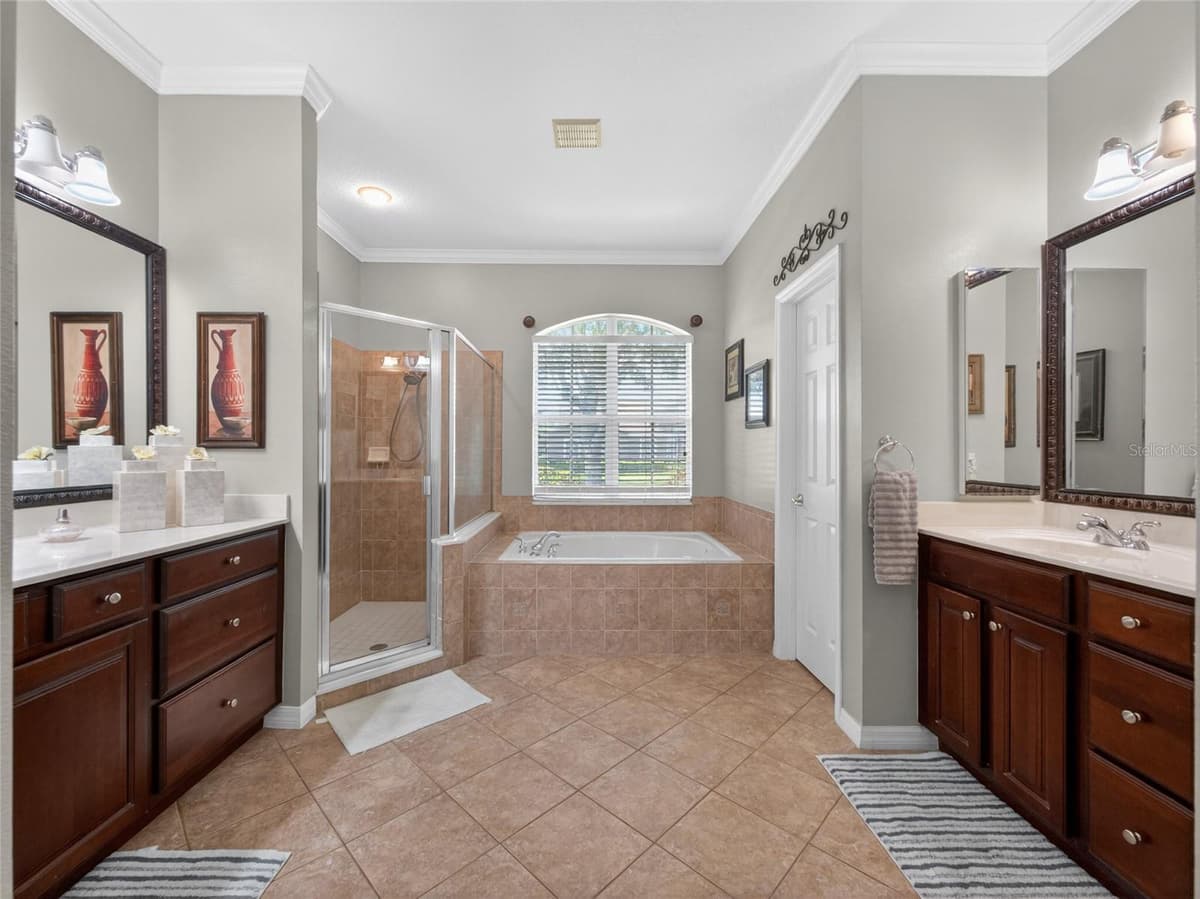 10354 OAKVIEW POINTE TERRACE — photo 30 of 49