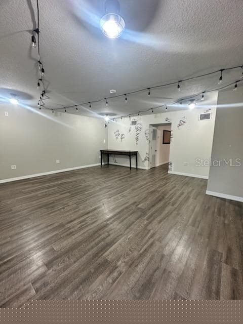 305 MAIN STREET — photo 13 of 37