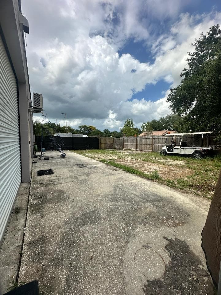 305 MAIN STREET — photo 36 of 37