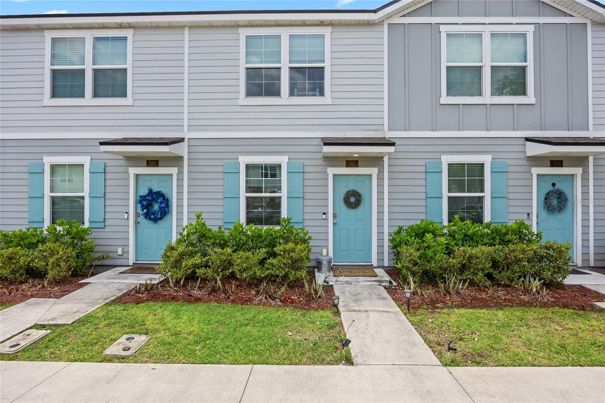 585 RUNNING WOODS STREET — photo 33 of 33