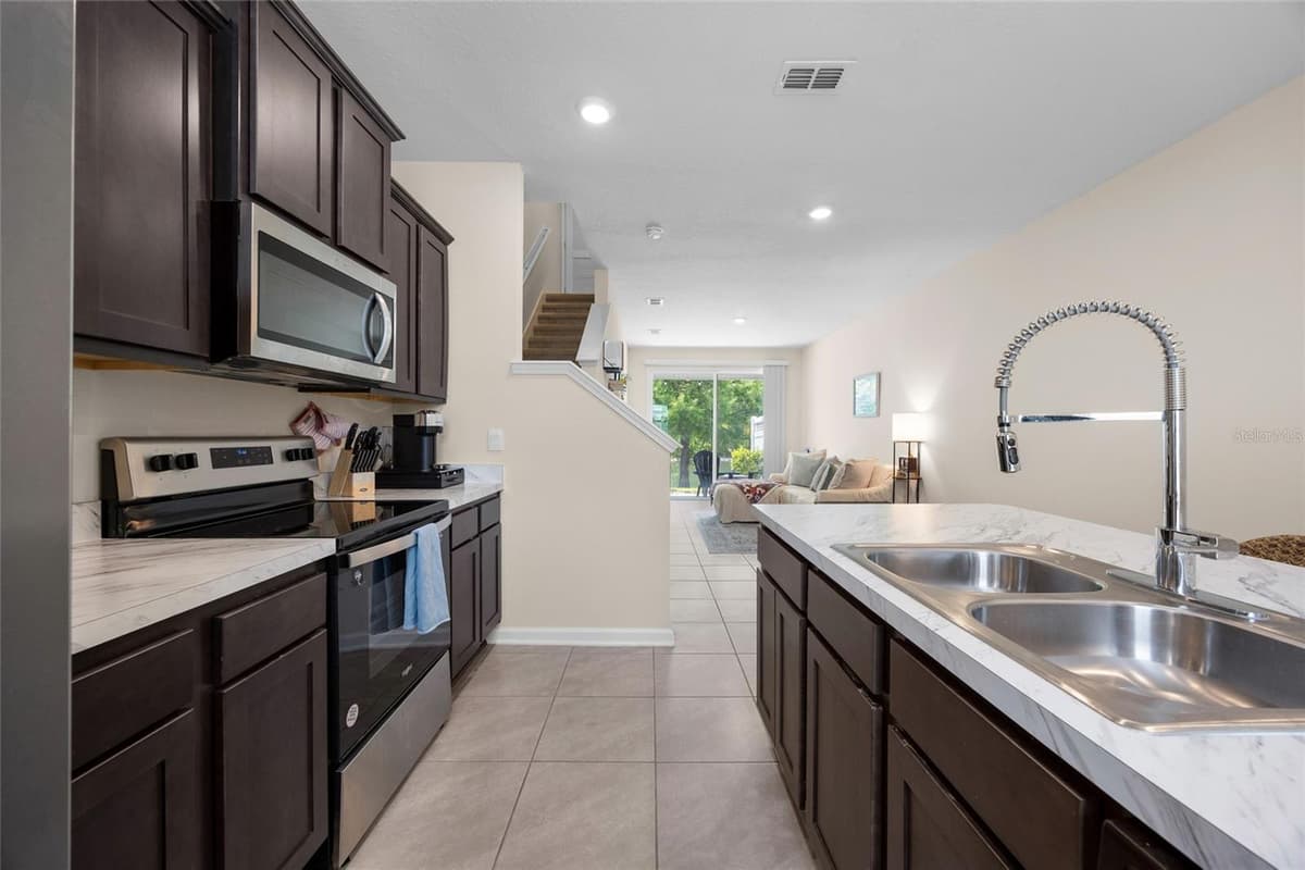 585 RUNNING WOODS STREET — photo 29 of 33