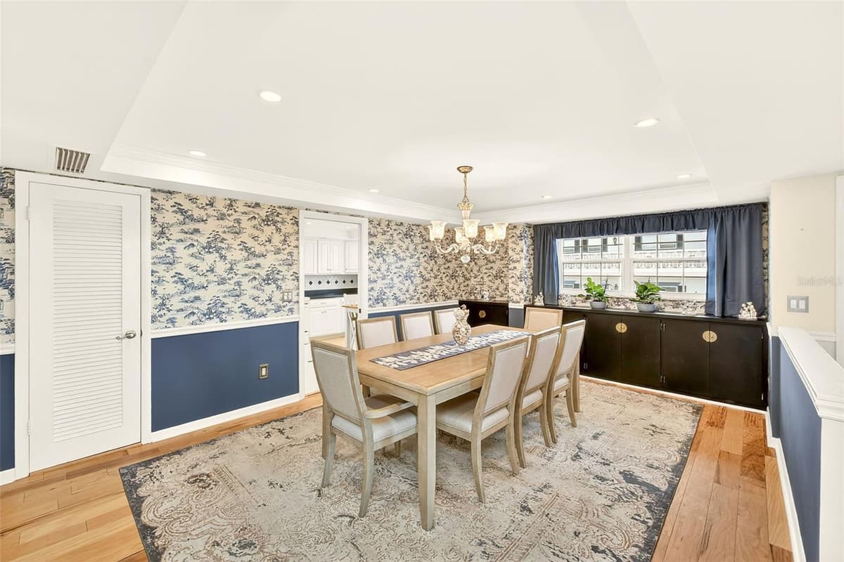 131 BLUFF VIEW DRIVE — photo 5 of 53