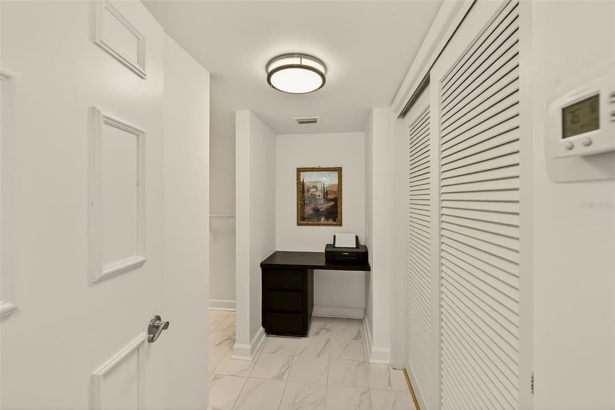 131 BLUFF VIEW DRIVE — photo 31 of 53
