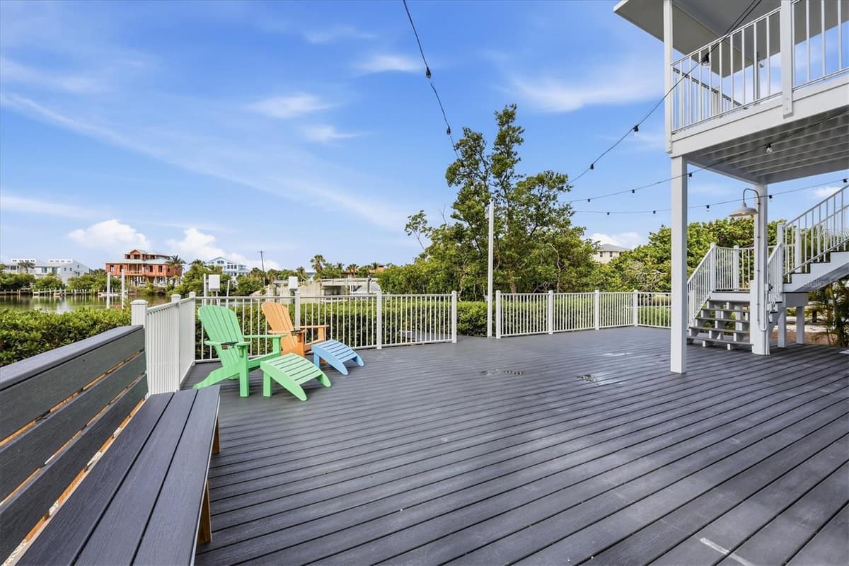 21 BOCILLA DRIVE — photo 7 of 56