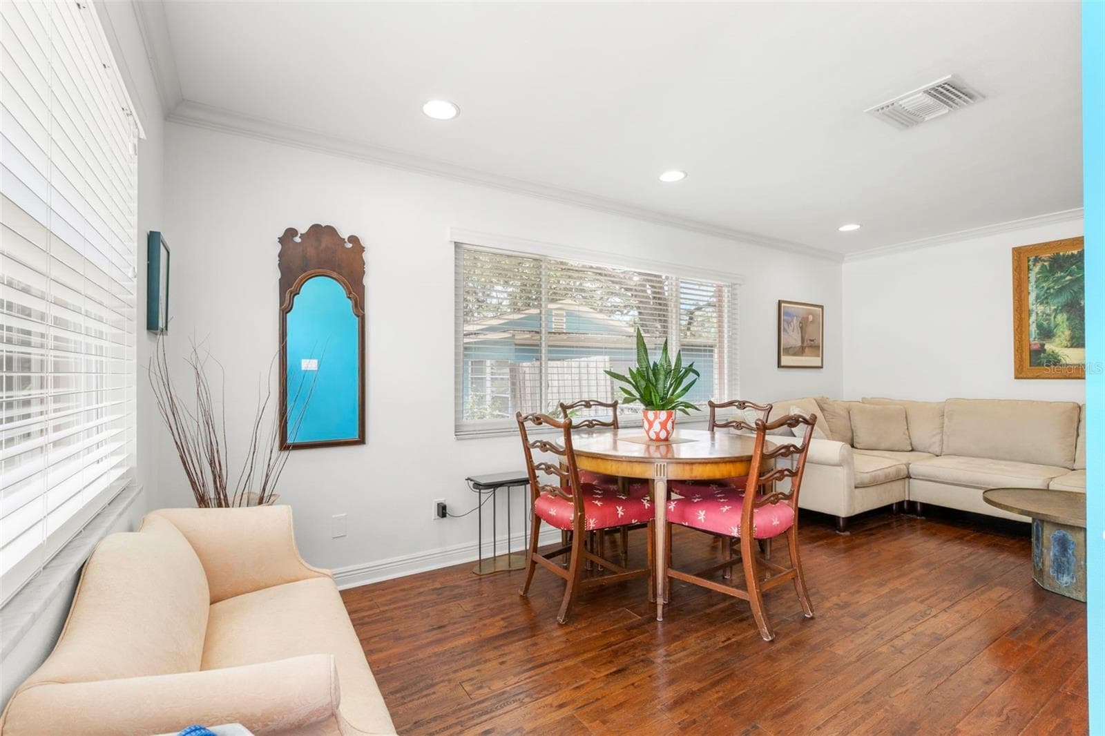 422 KENTUCKY AVENUE — photo 3 of 42