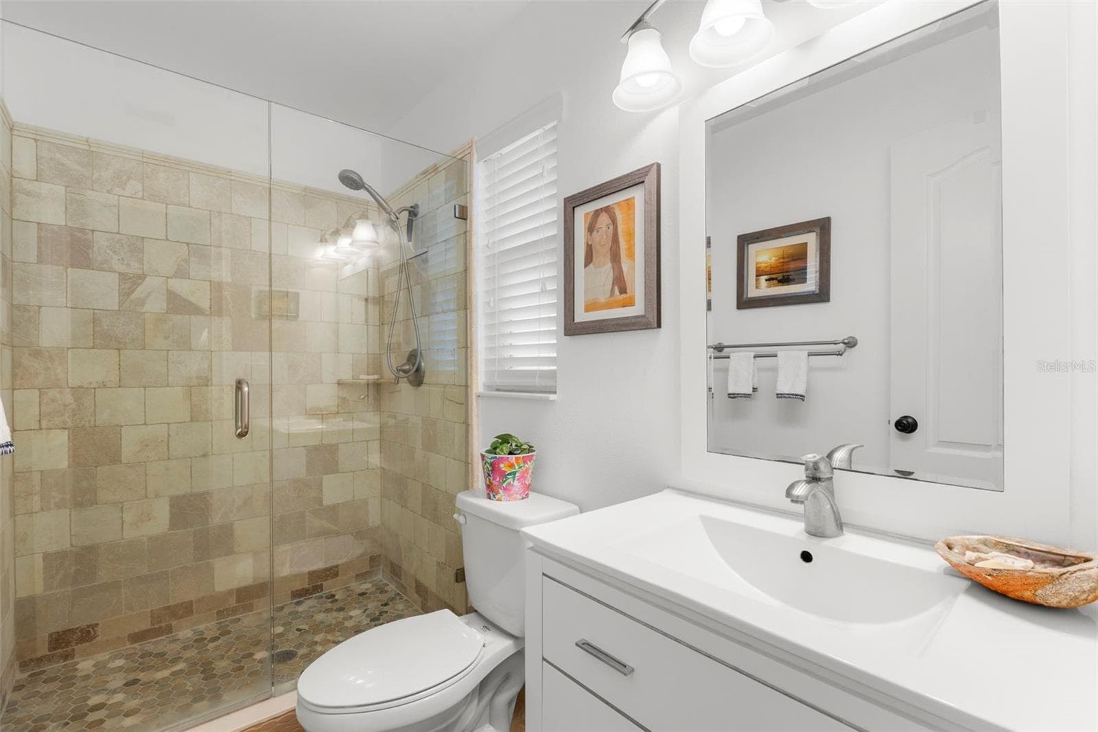 422 KENTUCKY AVENUE — photo 14 of 42