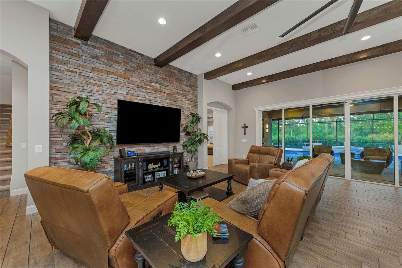 4042 WOODLAND RETREAT BOULEVARD — photo 14 of 93