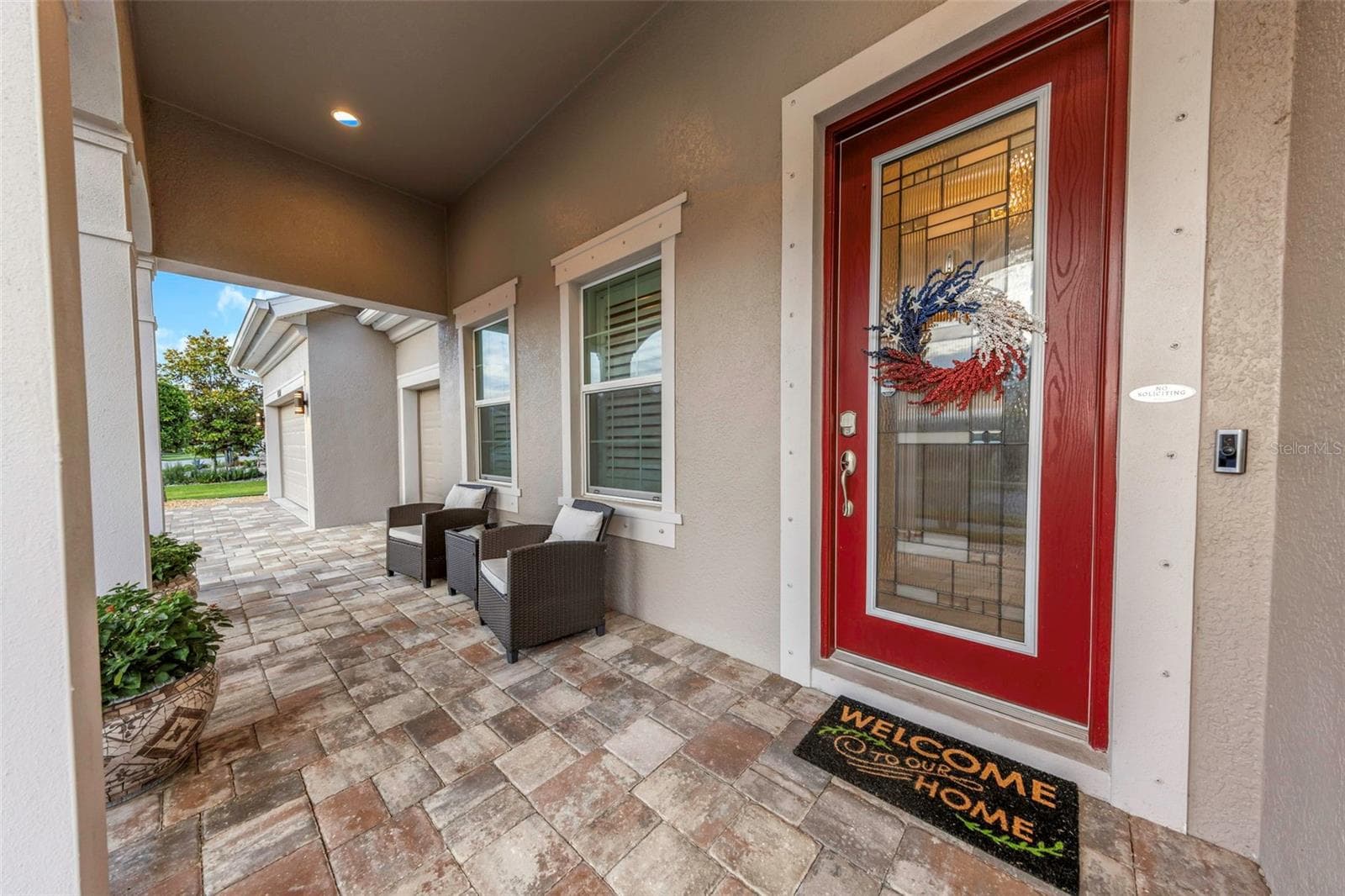 4042 WOODLAND RETREAT BOULEVARD — photo 4 of 93