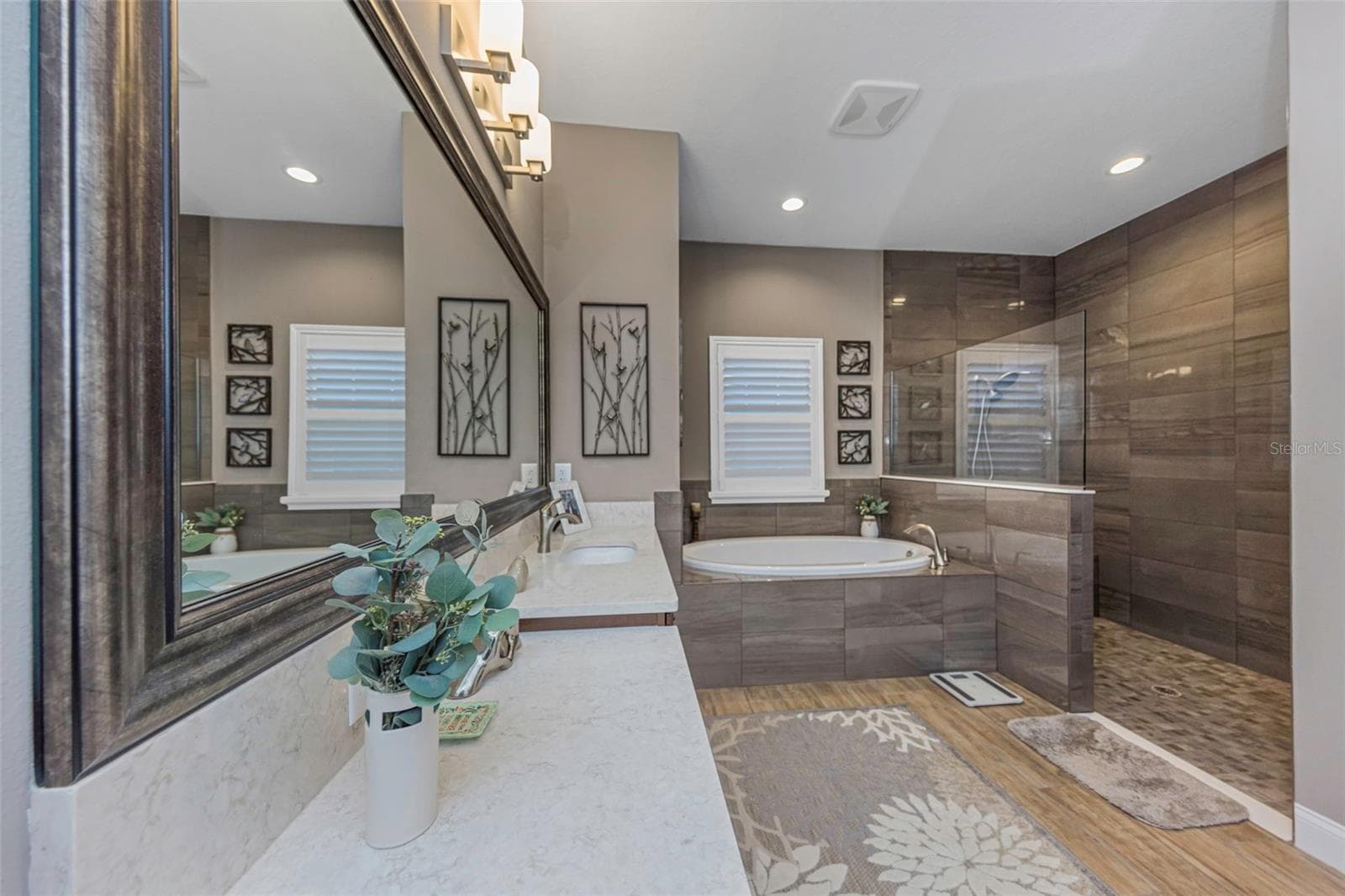 4042 WOODLAND RETREAT BOULEVARD — photo 58 of 93