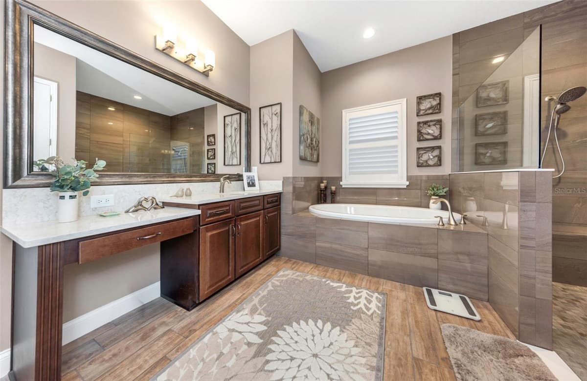 4042 WOODLAND RETREAT BOULEVARD — photo 59 of 93