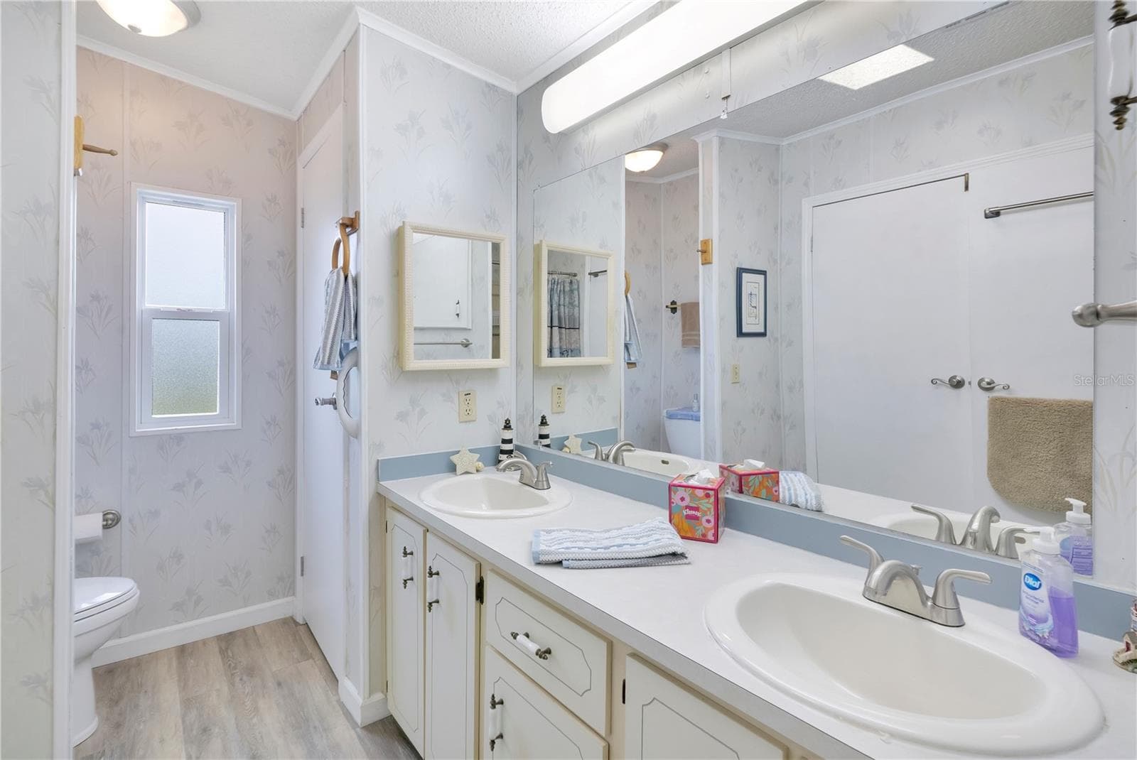 642 POLO PARK EAST BOULEVARD — photo 15 of 48