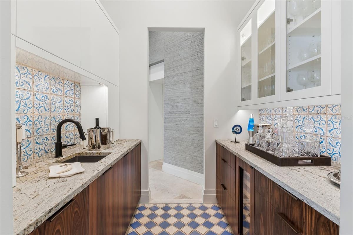 9236 BAY POINT DRIVE — photo 52 of 95
