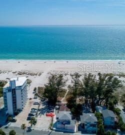 10200 GULF BOULEVARD — photo 14 of 21