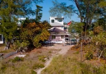 10200 GULF BOULEVARD — photo 16 of 21