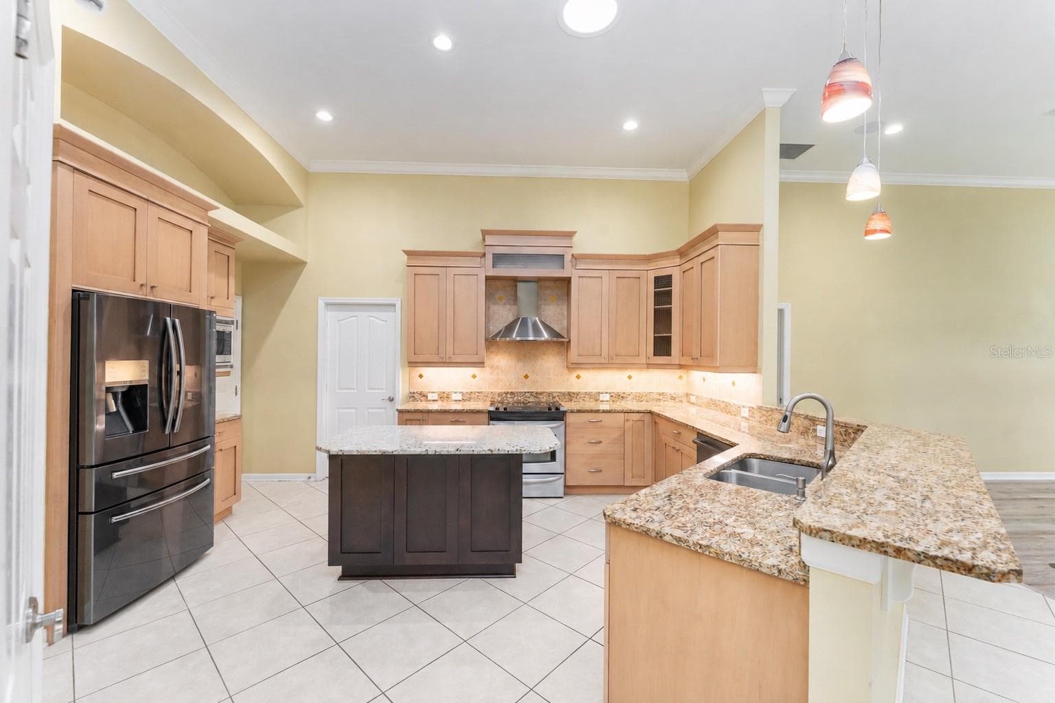 3431 103RD STREET — photo 7 of 25