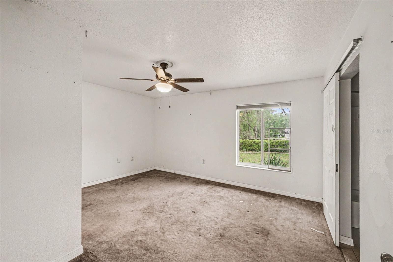 890 DELAND AVENUE — photo 19 of 28