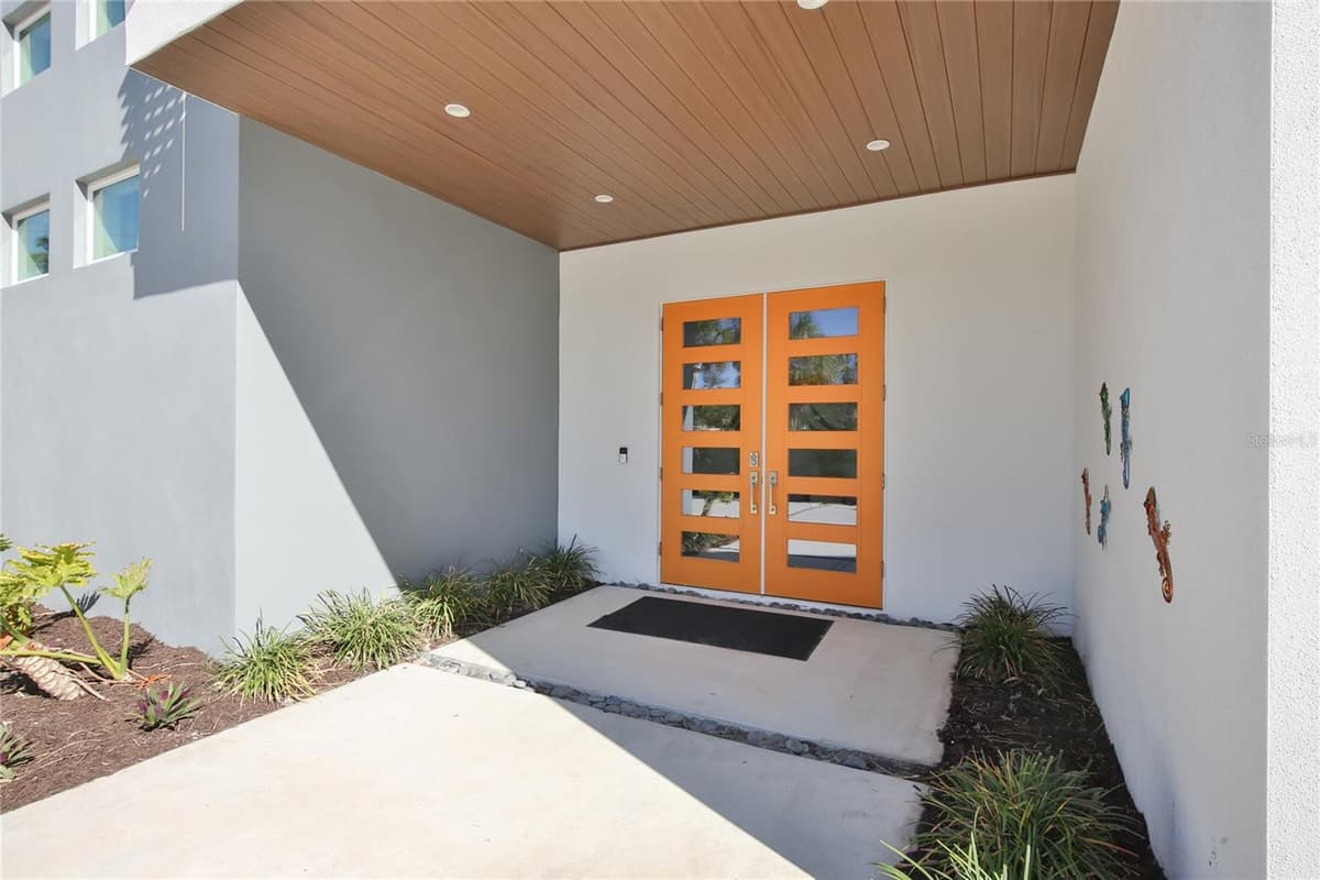 3939 HIGEL AVENUE — photo 10 of 65