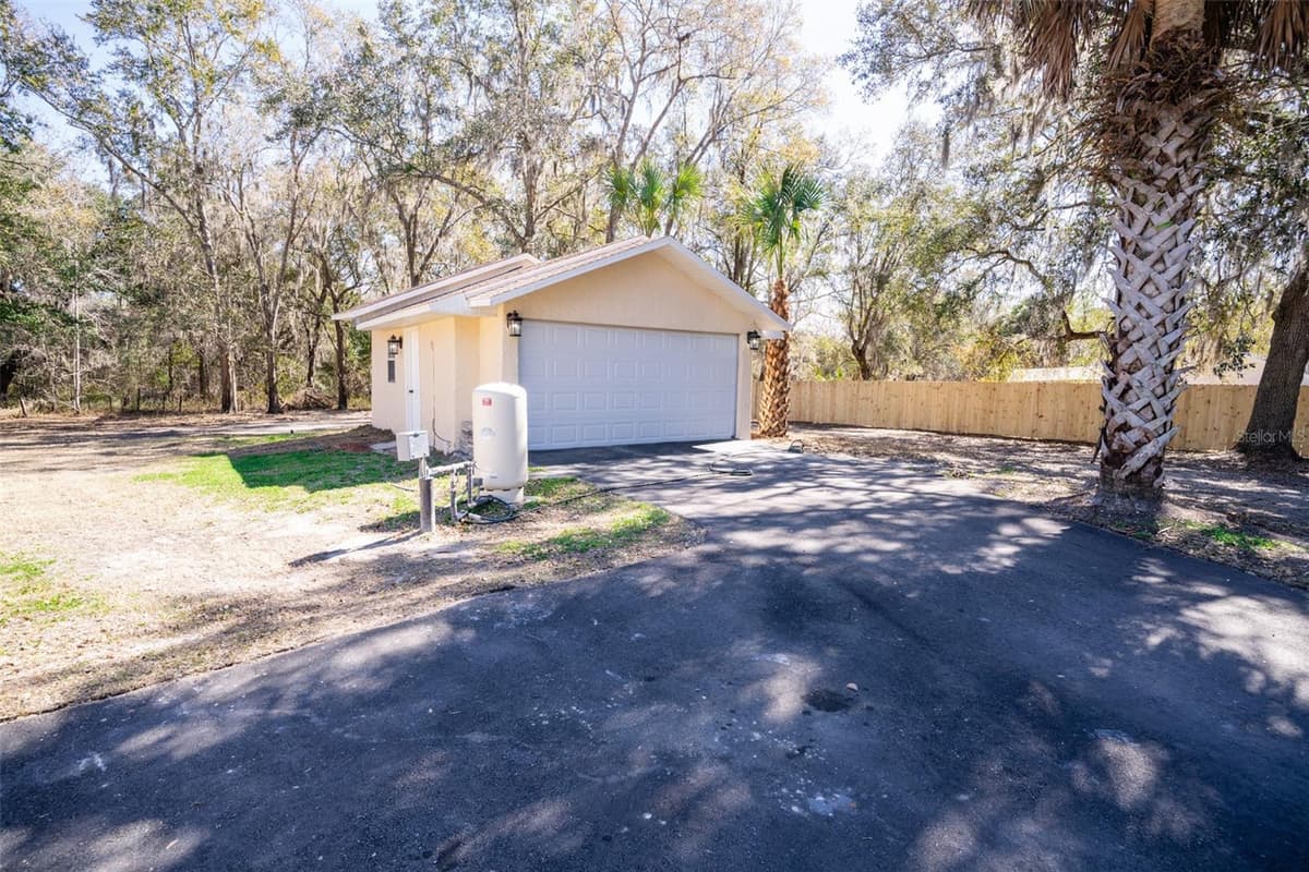 12989 HIGHWAY 225 — photo 41 of 46