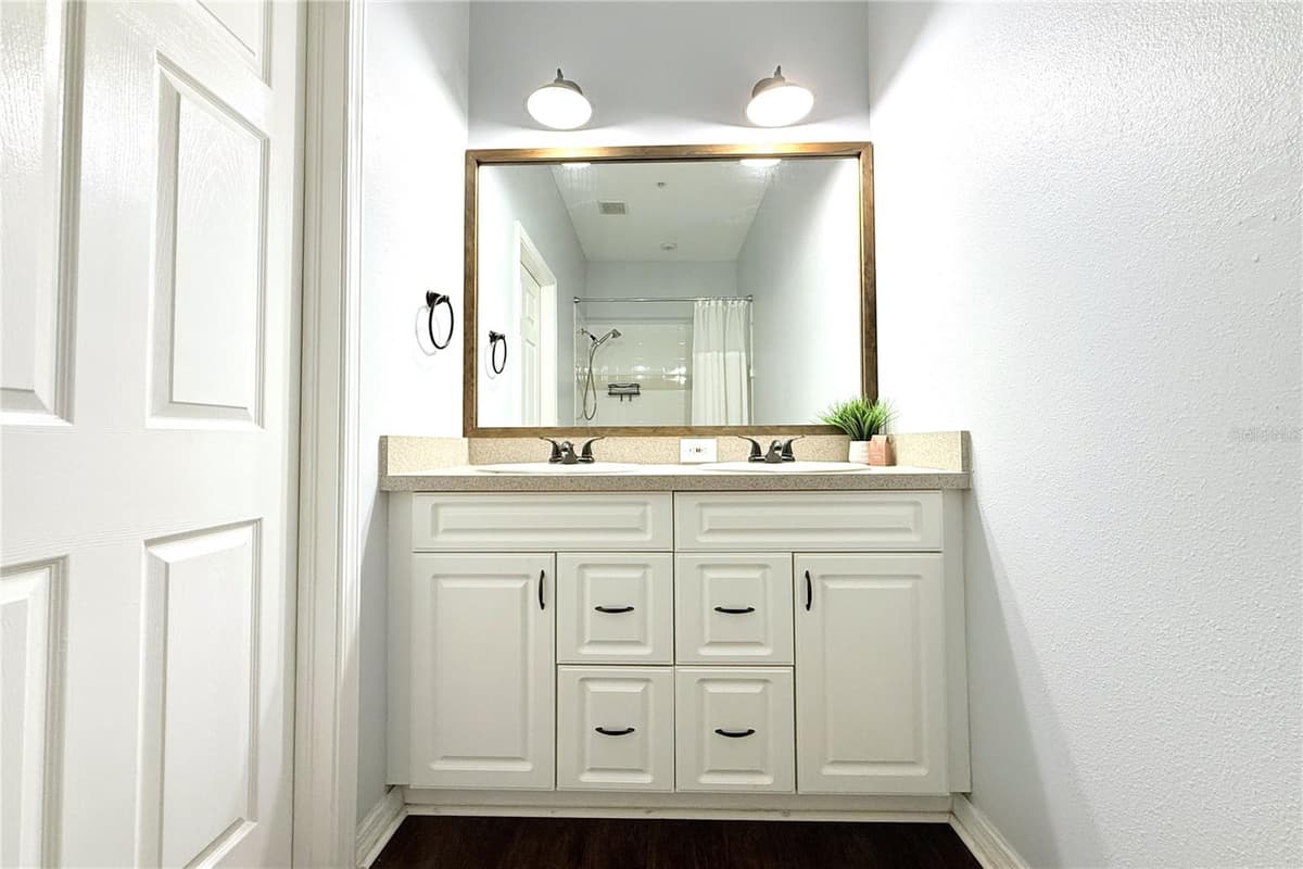 5307 TERRAZA COURT — photo 20 of 38