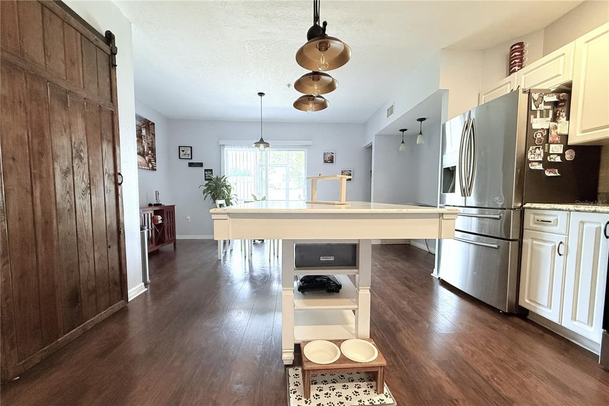 5307 TERRAZA COURT — photo 10 of 38