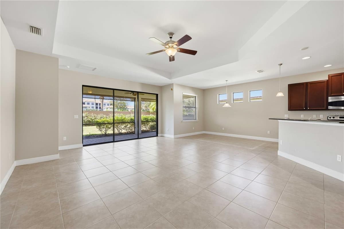 1122 CIELO COURT — photo 14 of 60