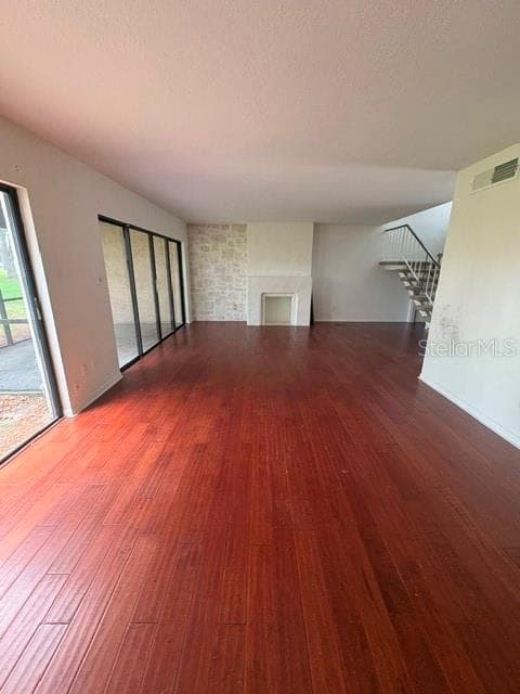 459 MEADOWOOD BOULEVARD — photo 6 of 26