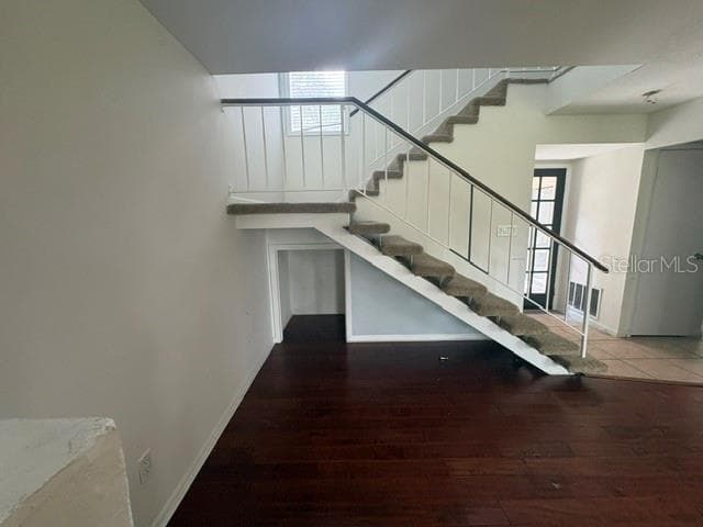459 MEADOWOOD BOULEVARD — photo 7 of 26