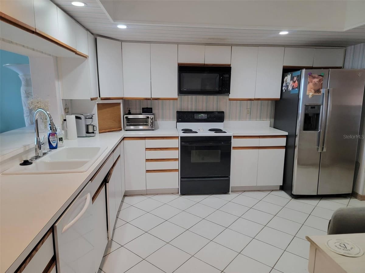 750 ATLANTIC AVENUE — photo 14 of 54