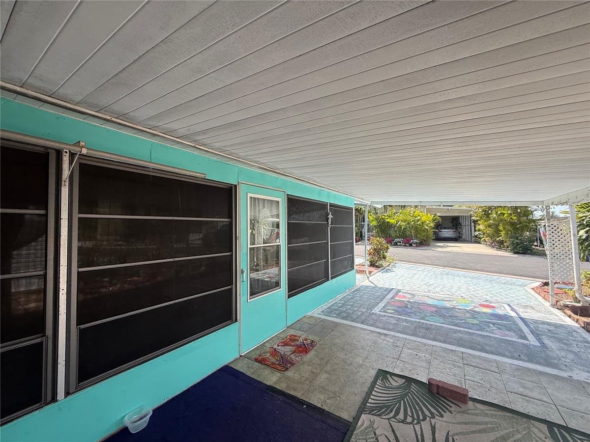7703 AUDRY LANE — photo 16 of 25