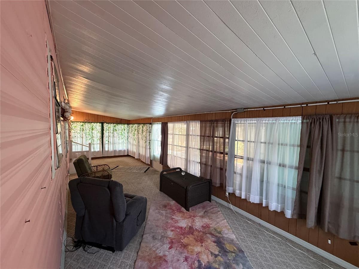 7703 AUDRY LANE — photo 3 of 25