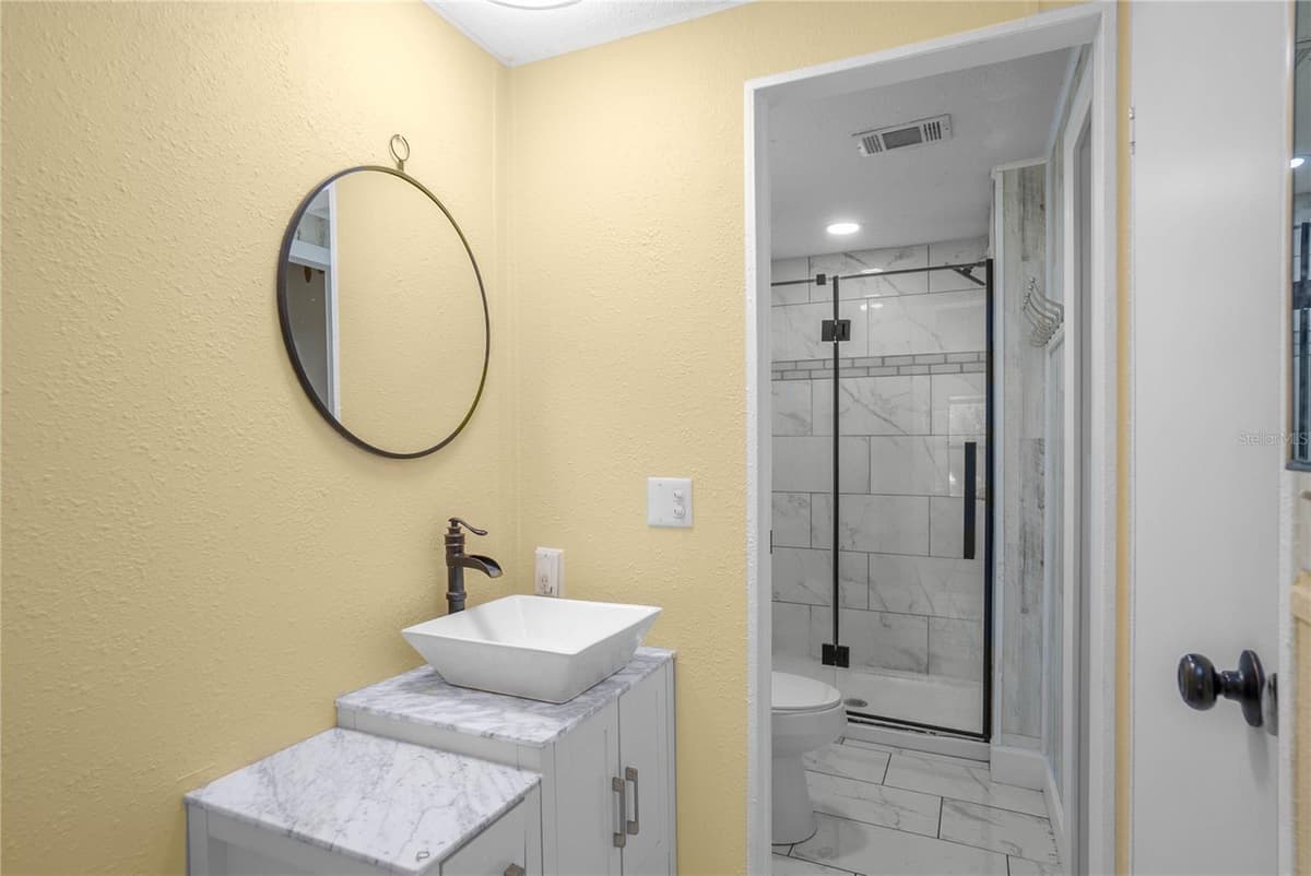 6550 DEBRA AVENUE — photo 17 of 44