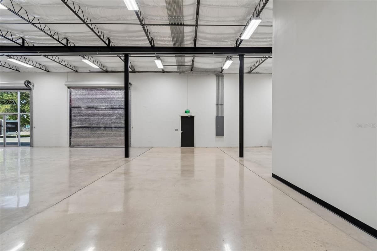 15552 US 301 — photo 15 of 27