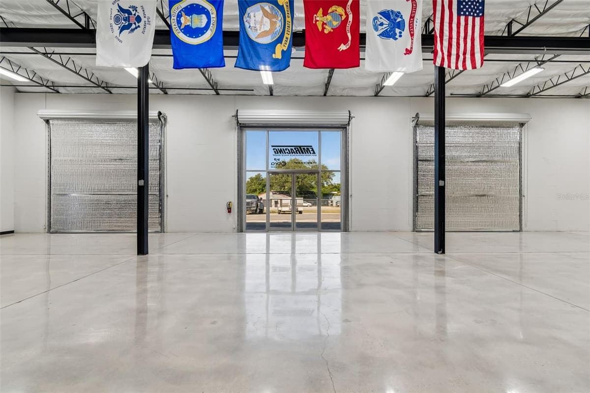 15552 US 301 — photo 14 of 27