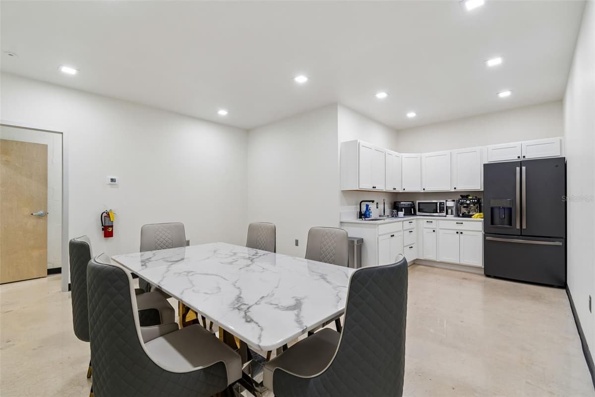 15552 US 301 — photo 26 of 27