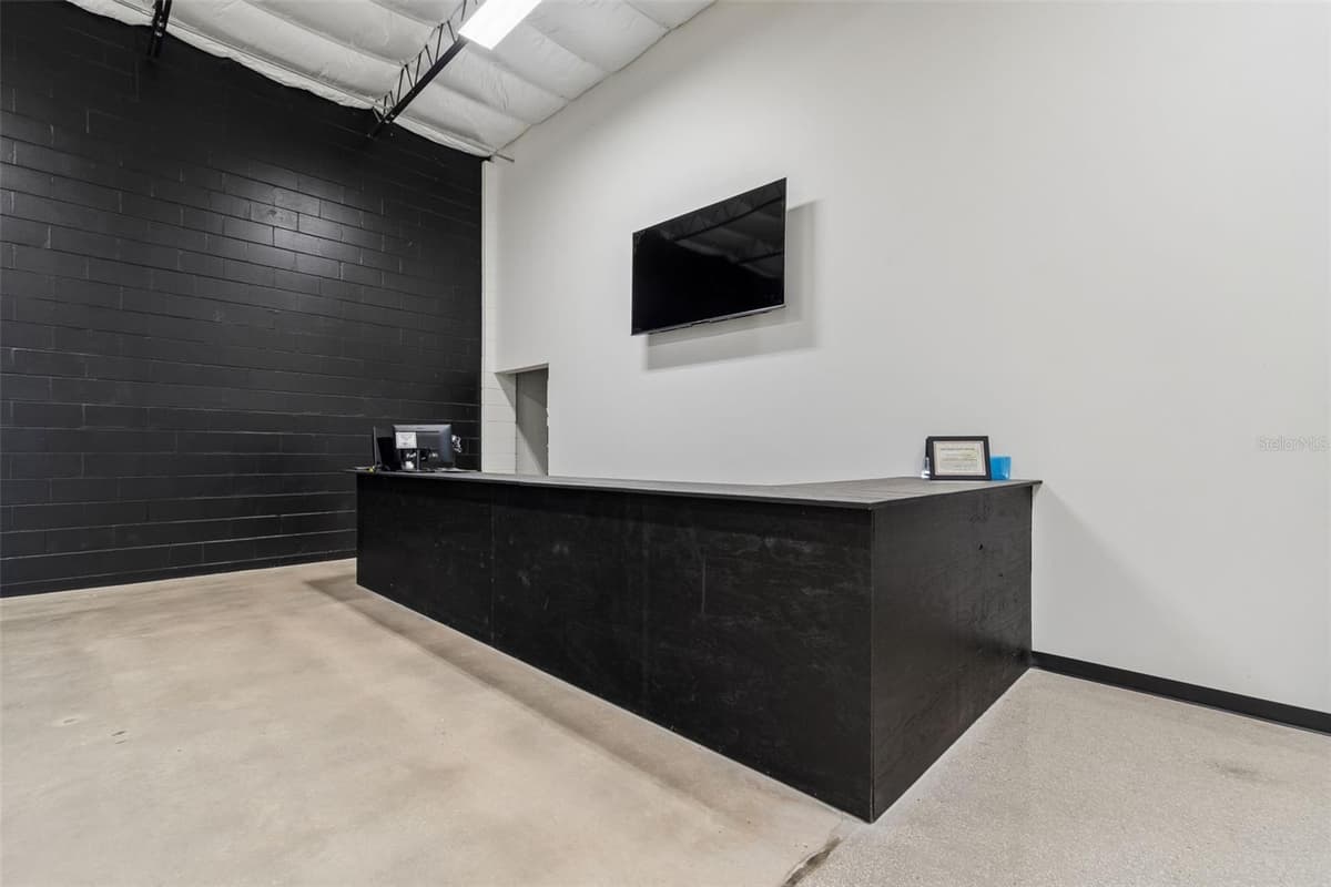 15552 US 301 — photo 12 of 27