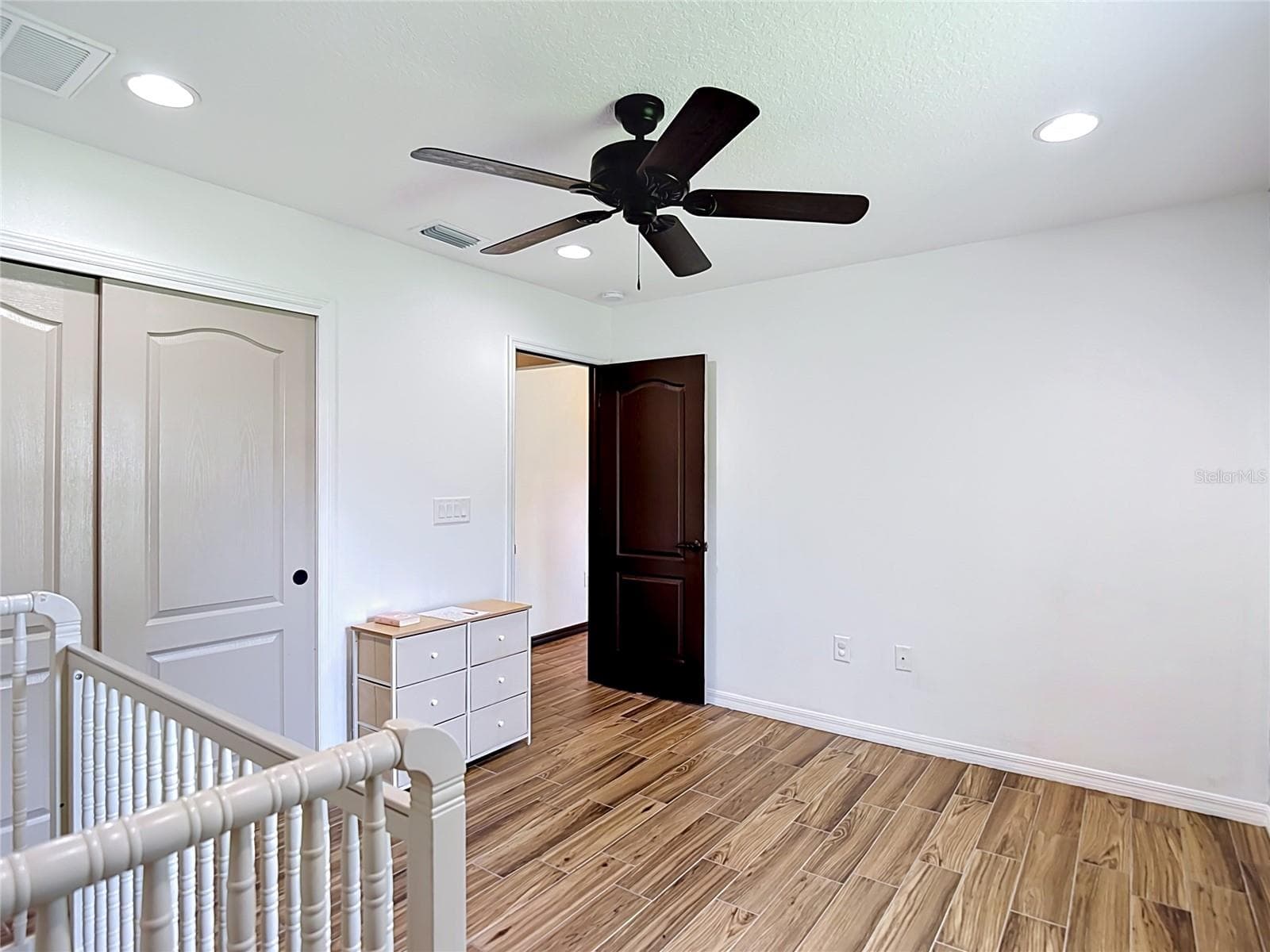 15204 GANSTER DRIVE — photo 25 of 49