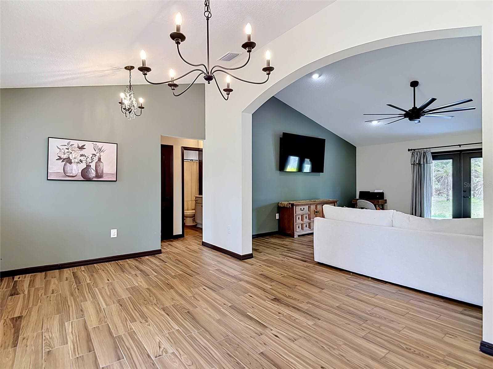 15204 GANSTER DRIVE — photo 20 of 49