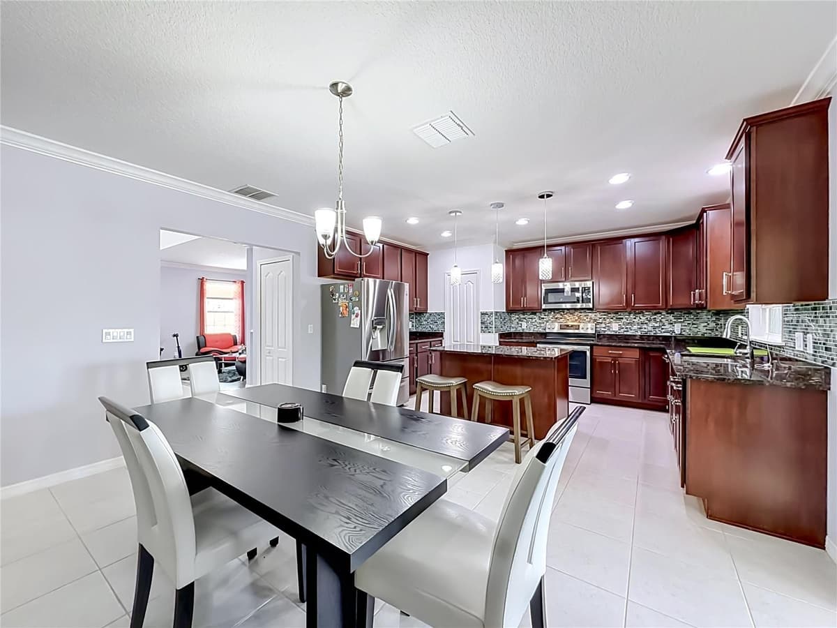 15523 GEMINI DRIVE — photo 24 of 81