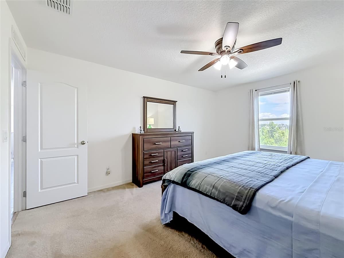 15523 GEMINI DRIVE — photo 39 of 81